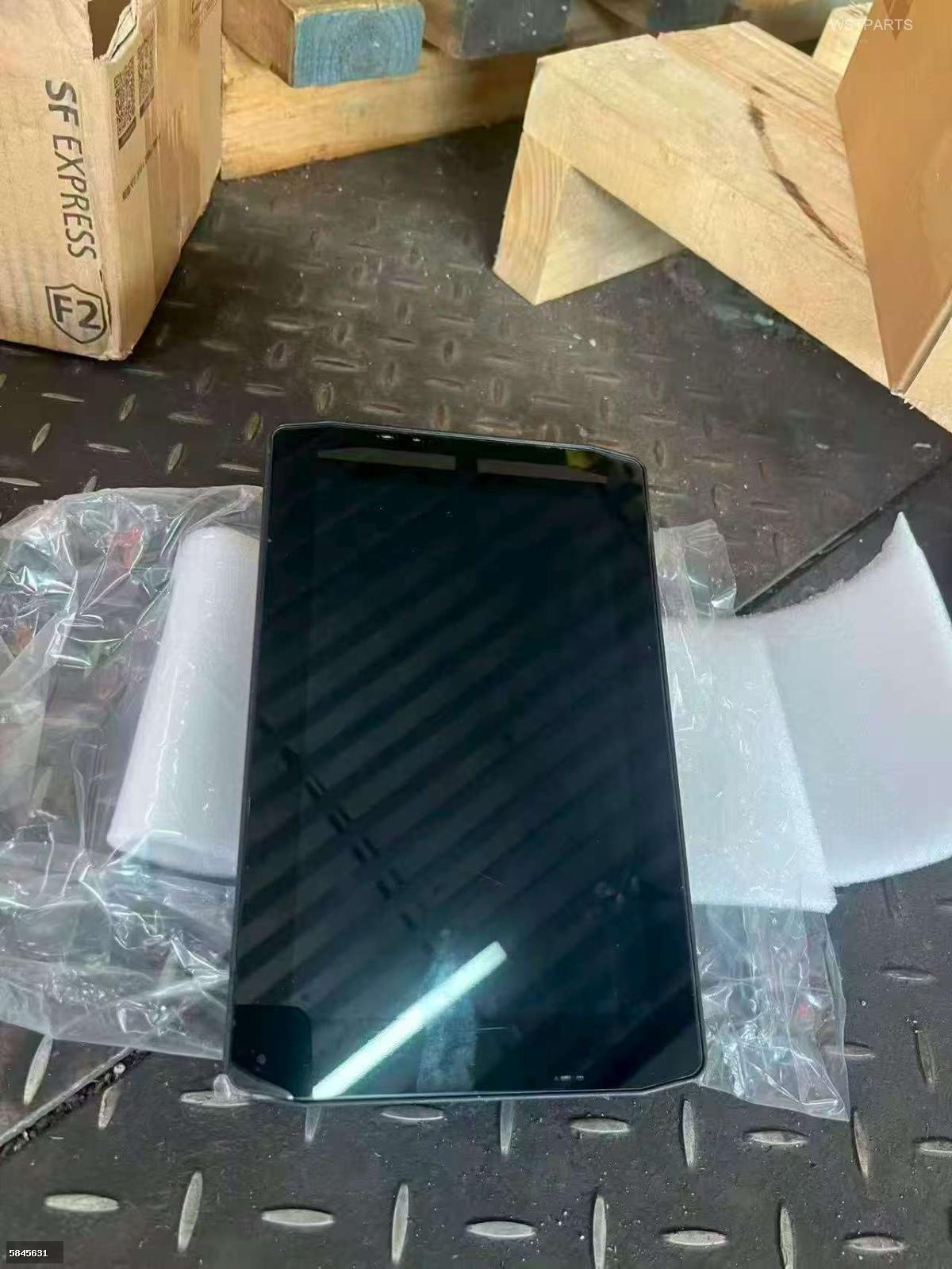 显示器总成 5845631