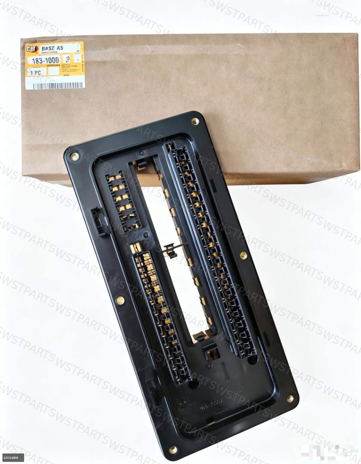 320C保险盒 1831000